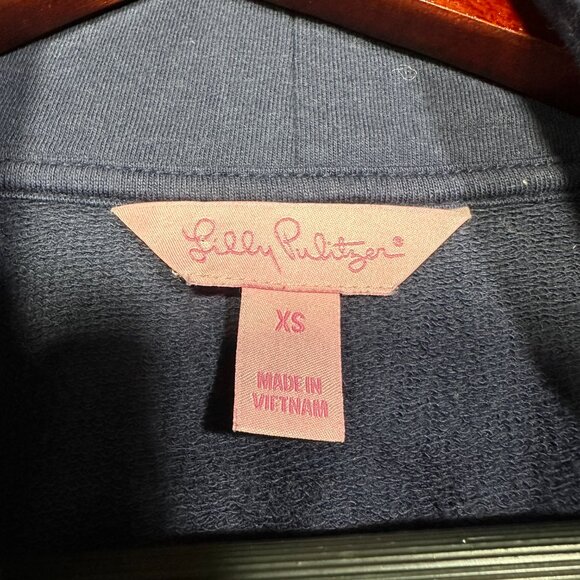 Lilly PUlitzer Top Womens XS Blue Knit Henley Buttons Logo Kangaroo Pocket Shirt - Picture 5 of 8